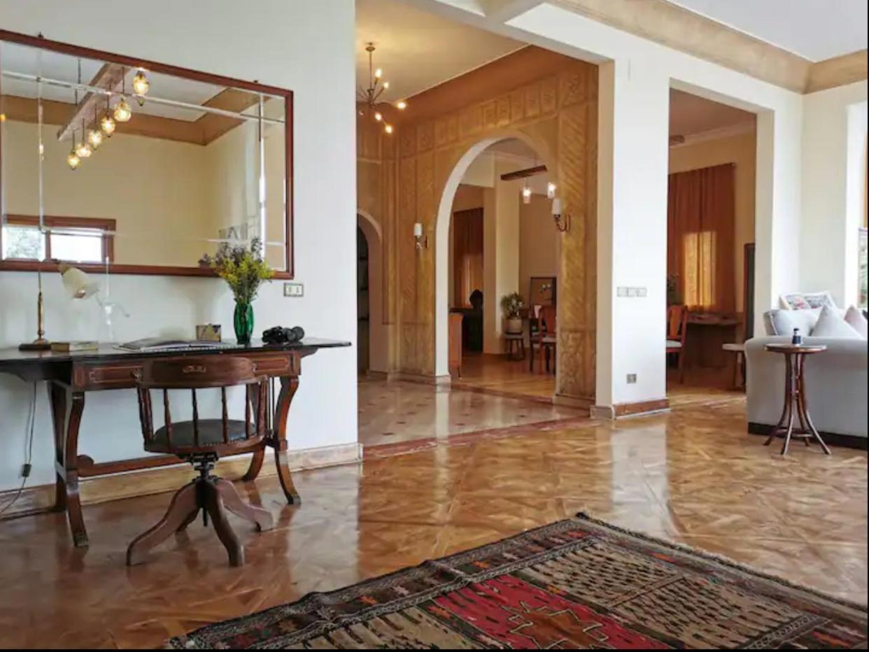 Luxury On The Nile - Zamalek Apartments Kairó Kültér fotó