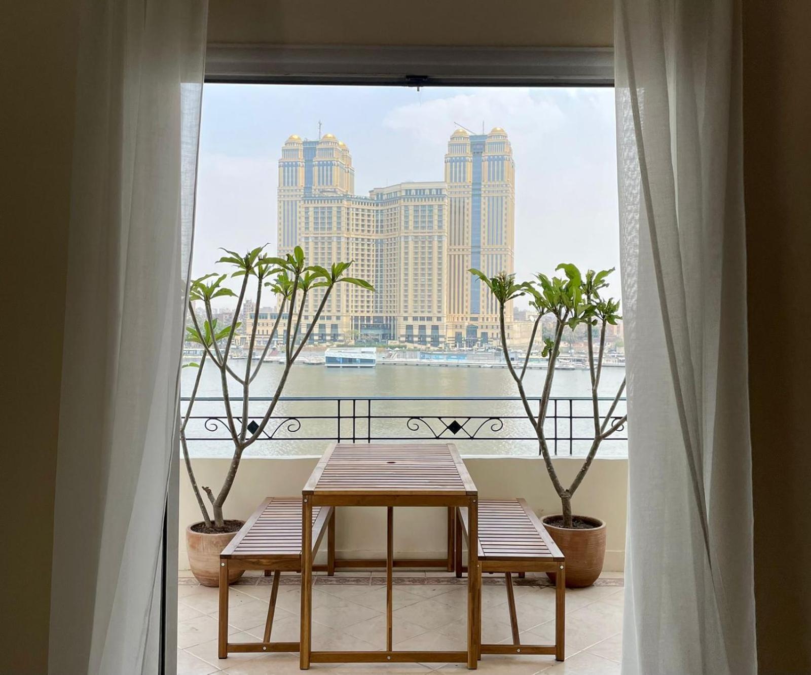 Luxury On The Nile - Zamalek Apartments Kairó Kültér fotó